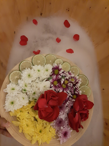 Adeq Acu Spa & facial Adeq Acu Spa & facial