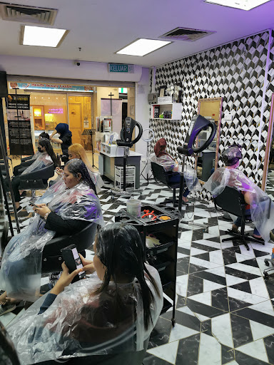 Kis Rafael Beauty House
