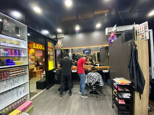 InfinitY Hair Studio 2 InfinitY Hair Studio 2