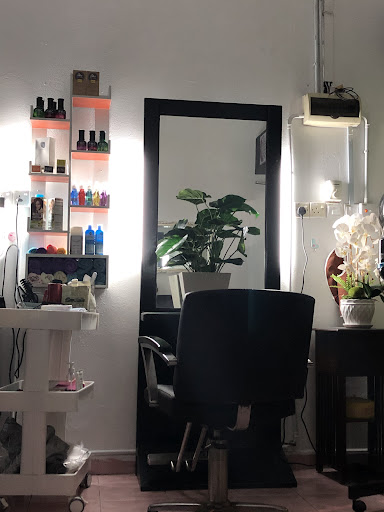 Farisha Hair & Beauty Salon Farisha Hair & Beauty Salon