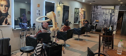 U Shine Hair & Beauty Saloon Puchong- Muslimah