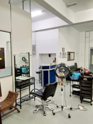 Salun Rambut Wanita Djah Salun Rambut Wanita Djah