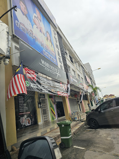 WHY CUT HAIR SALOON（muslimah）