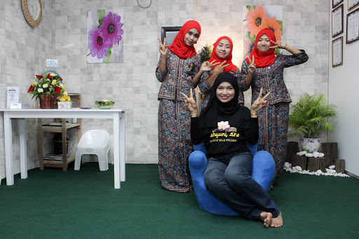 Wahyuni Beauty & Muslimah Spa Wahyuni Beauty & Muslimah Spa