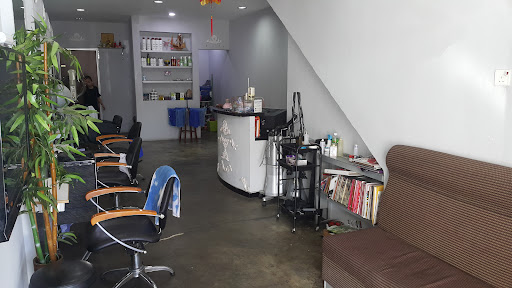 One House Hair Salon One House Hair Salon