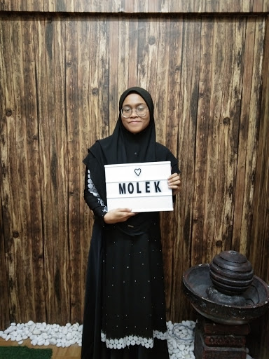 MOLEK LADIES CENTRE